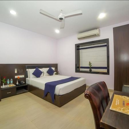 Hill View Begumpet Bed & Breakfast Hyderabad Bagian luar foto