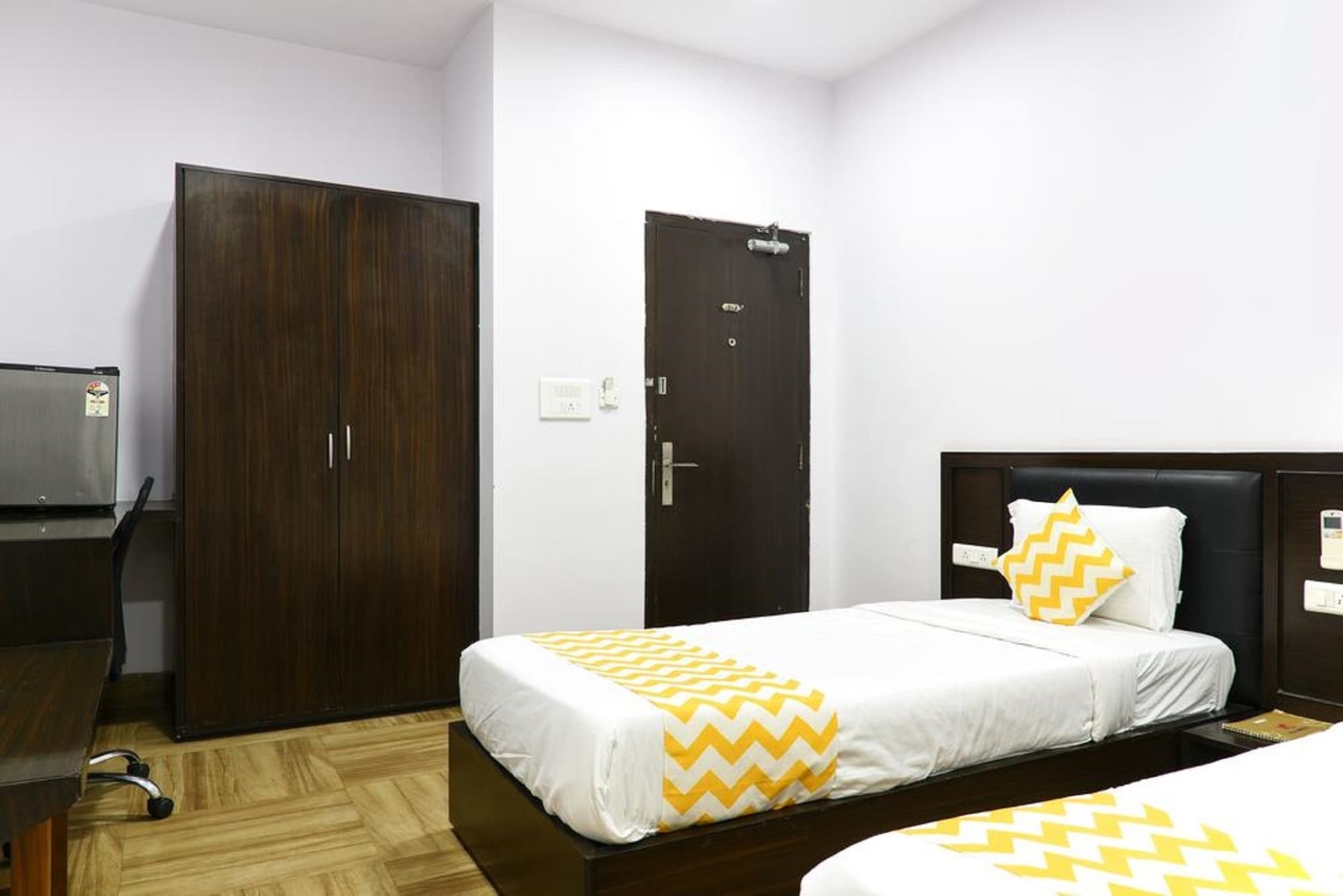 Hill View Begumpet Bed & Breakfast Hyderabad Bagian luar foto